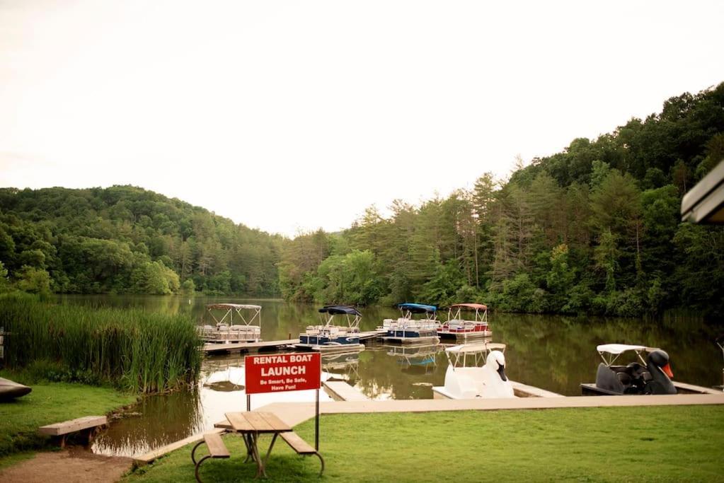 דירות את'נס Tiny House Strouds Run Lake מראה חיצוני תמונה